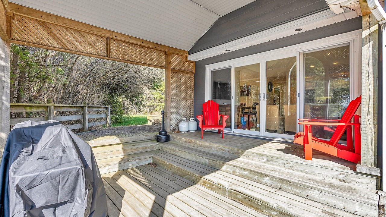 Photo of Patio Balcony in Glen Huron