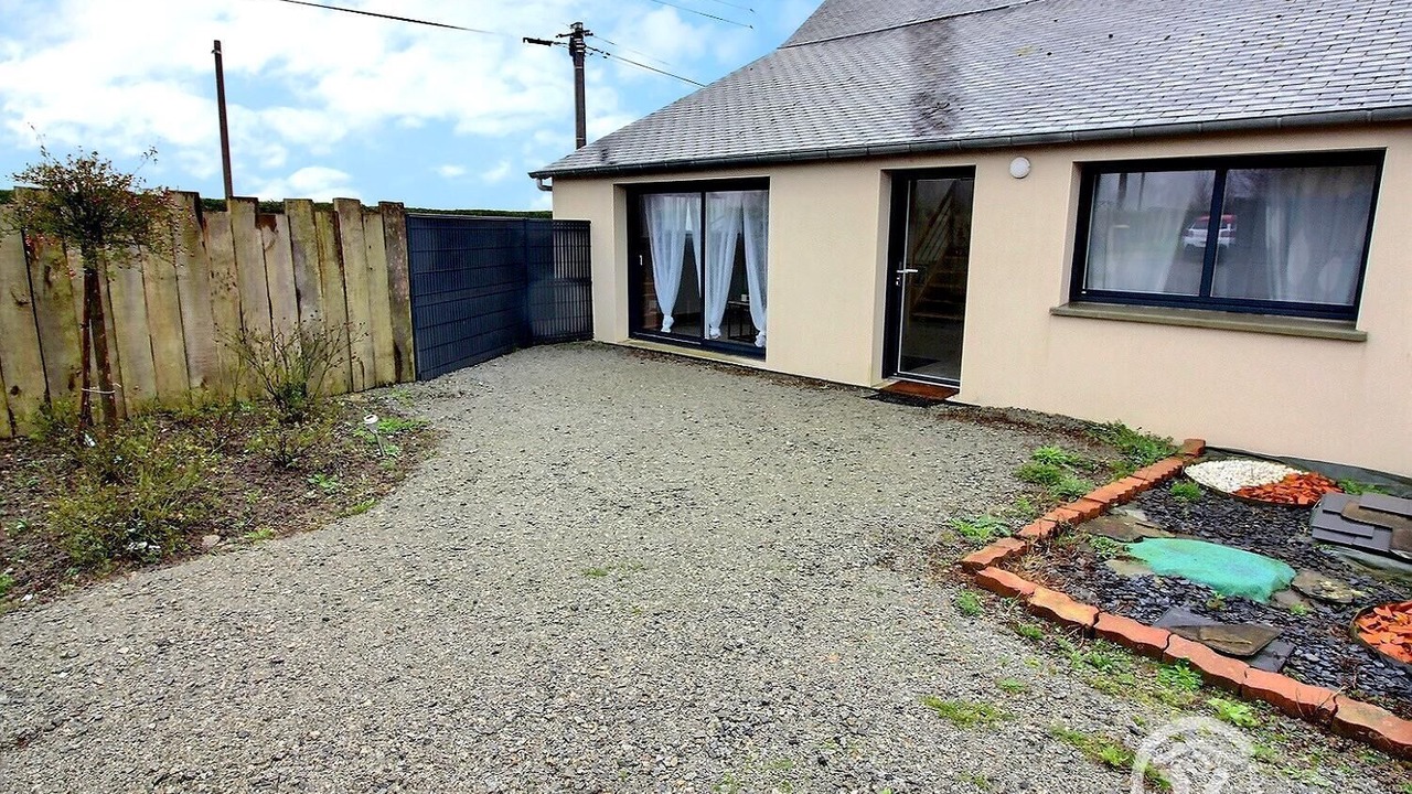 Photo of Outdoor in Plemet