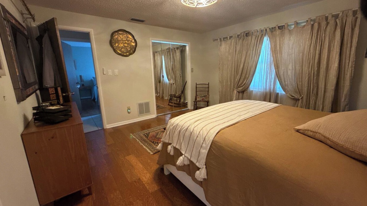 Photo of Bedroom in Seminole