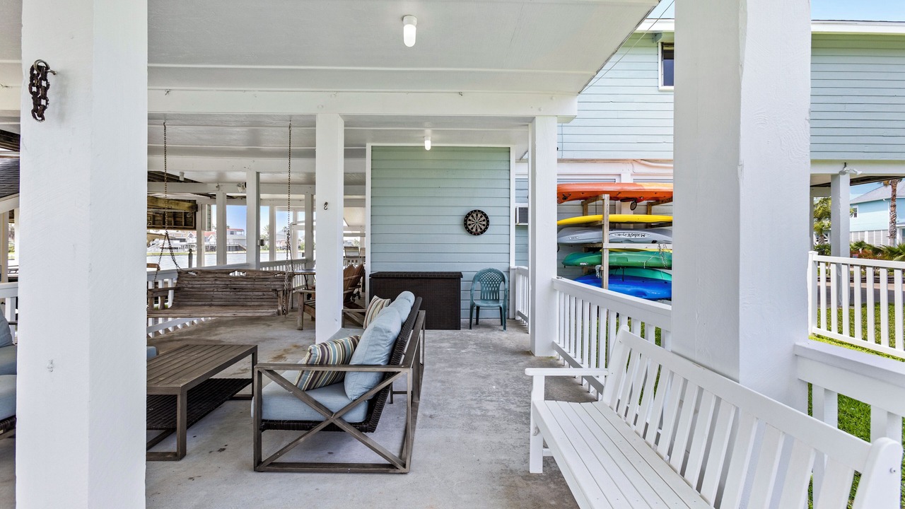 Photo of Patio Balcony in Jamaica Beach