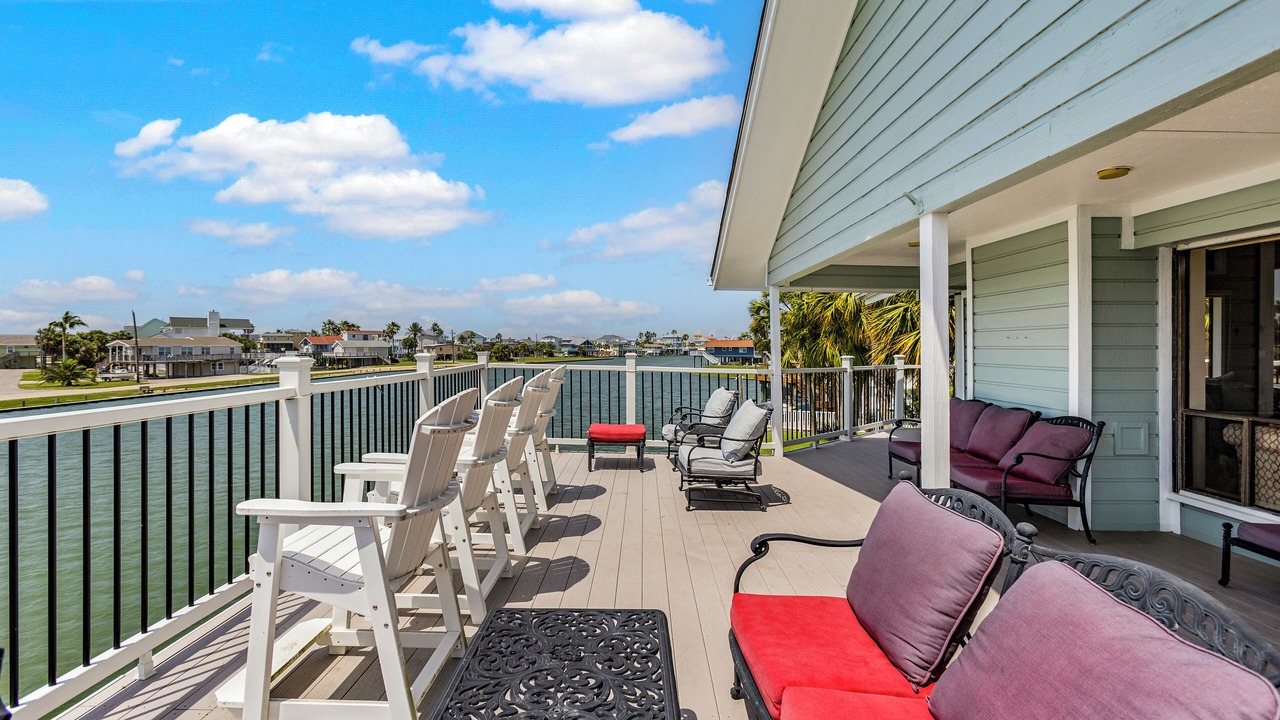Photo of Patio Balcony in Jamaica Beach