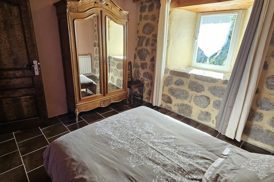 Photo of Bedroom in Villeneuve