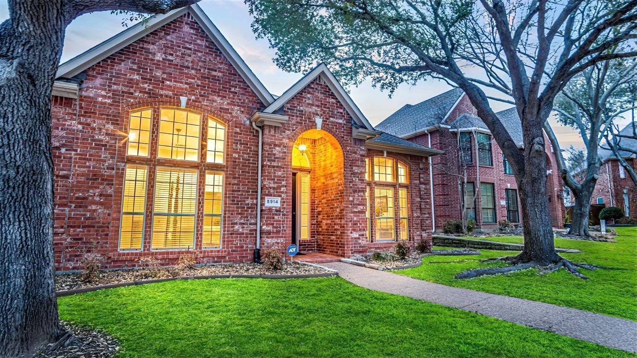 Photo of Outdoor in Garland