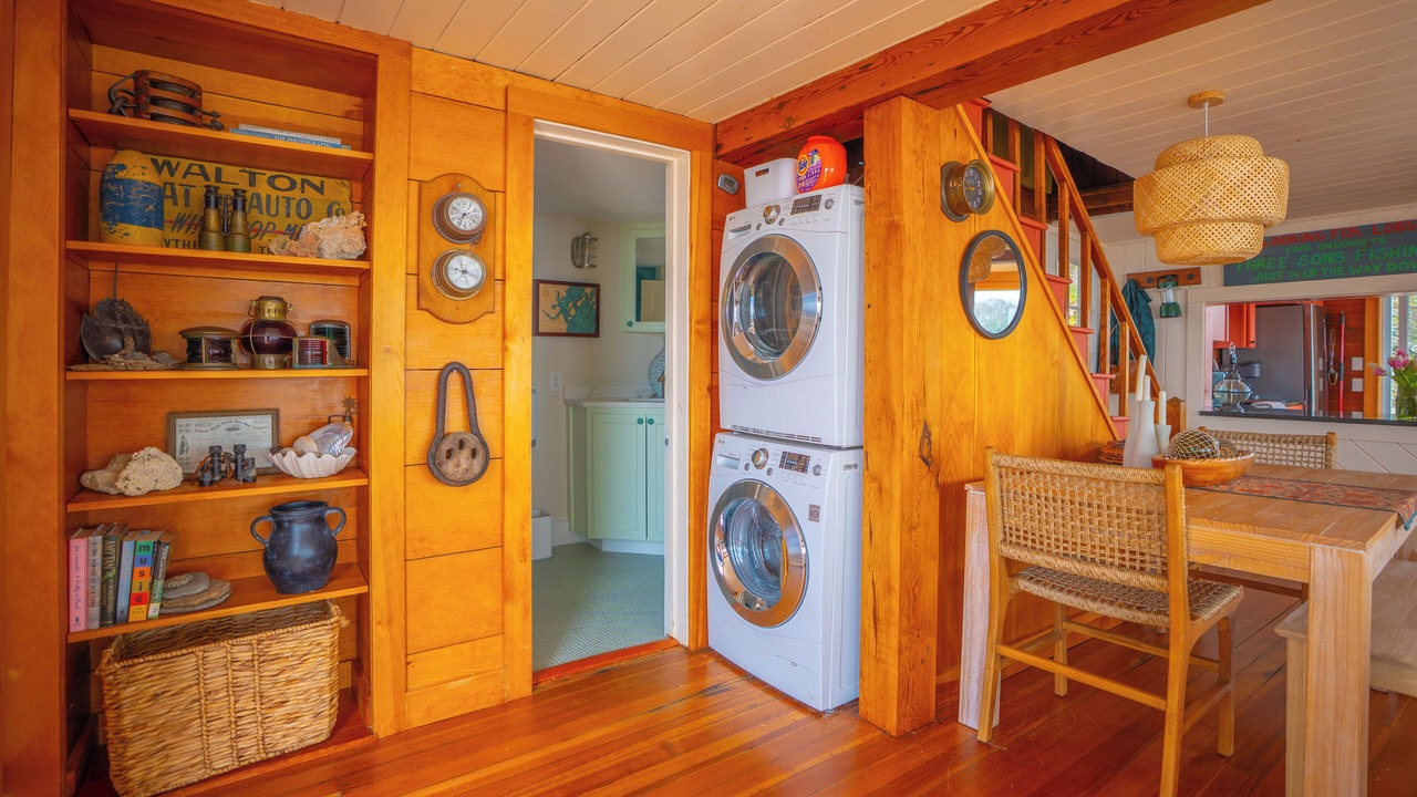 Photo of Others in Mid-Coast and Islands