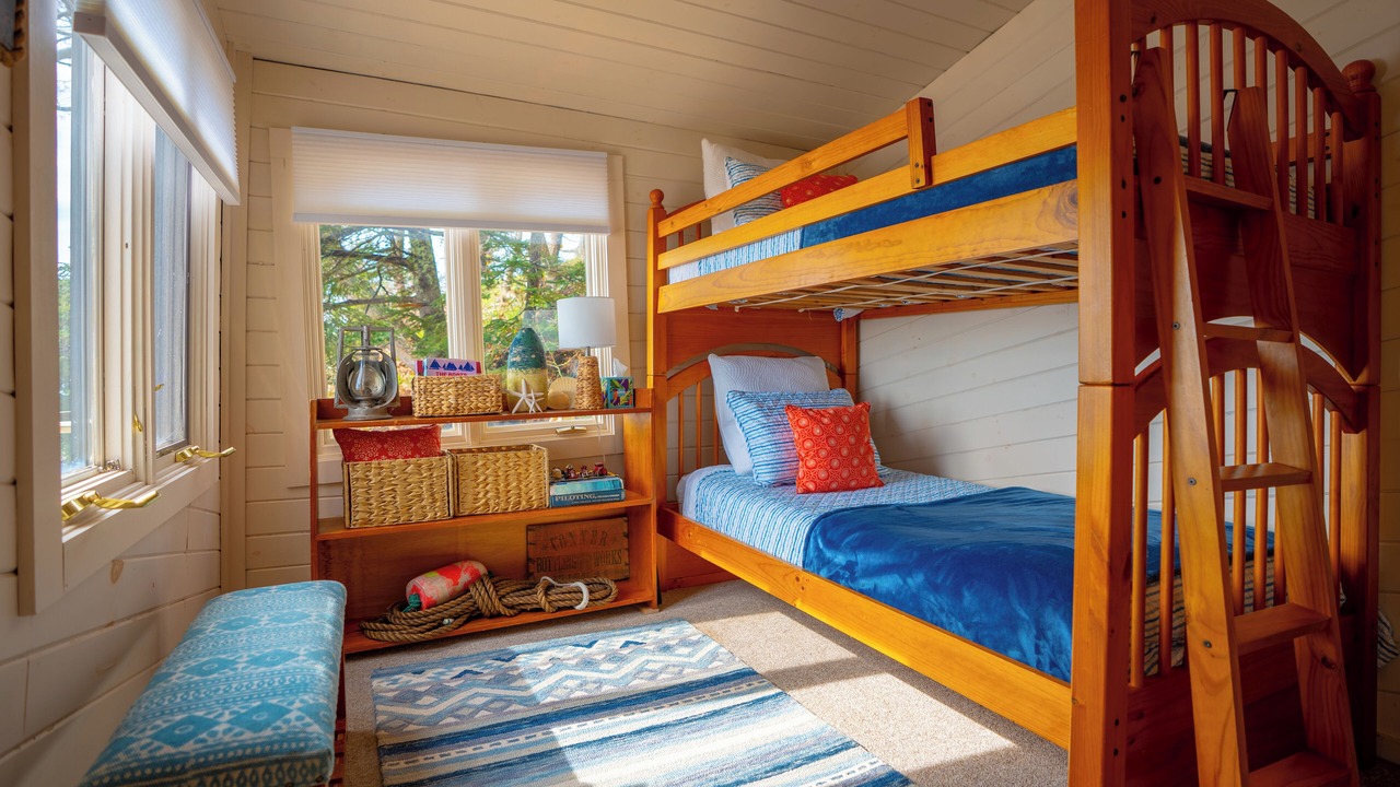 Photo of Bedroom in Mid-Coast and Islands