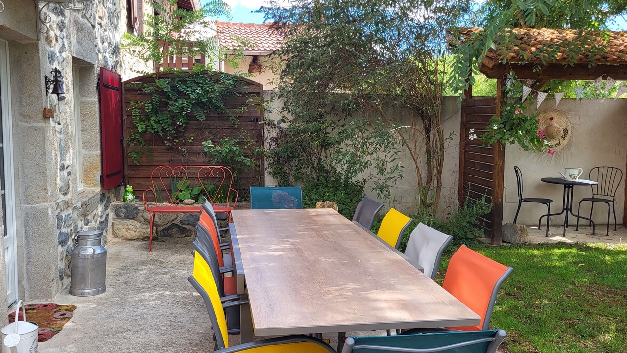 Photo of Outdoor in Vorey
