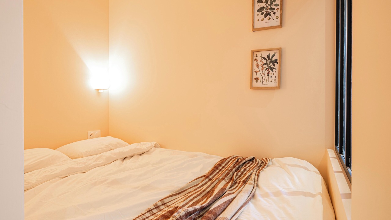 Photo of Bedroom in Musicians Quarter