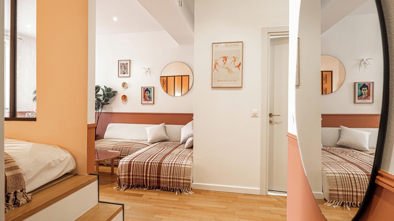Photo of Bedroom in Musicians Quarter
