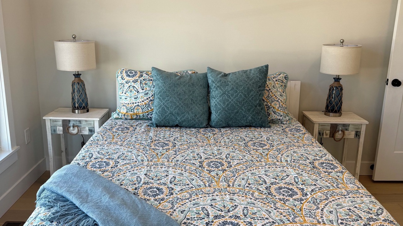 Photo of Bedroom in Town Bank