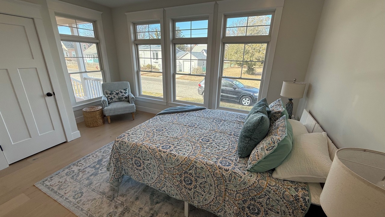 Photo of Bedroom in Town Bank