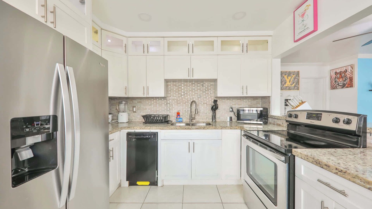 Photo of Kitchen in Downtown Hollywood