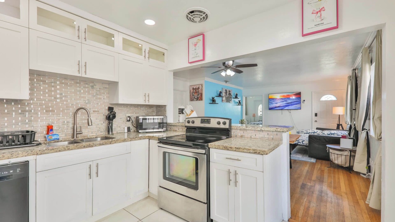 Photo of Kitchen in Downtown Hollywood