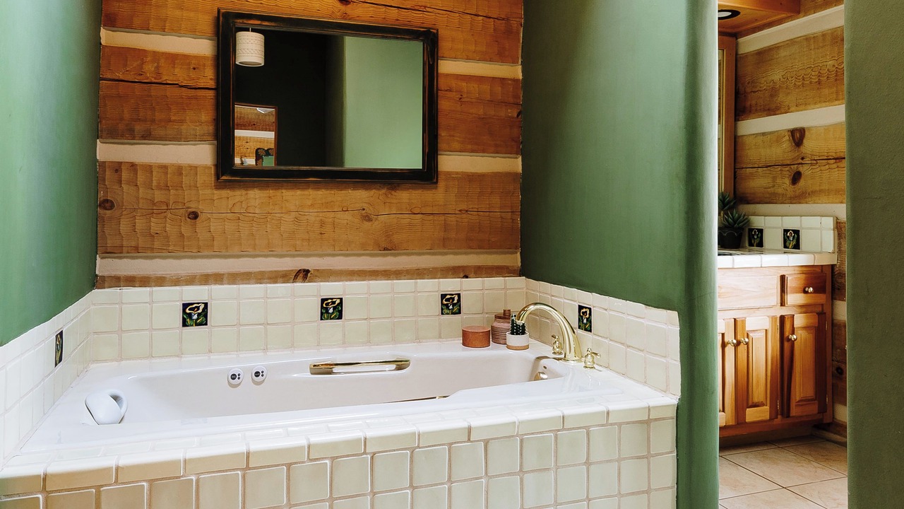 Photo of Bathroom in Valdez
