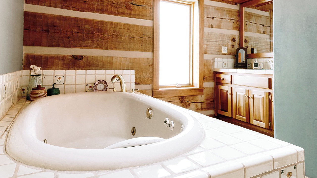 Photo of Bathroom in Valdez