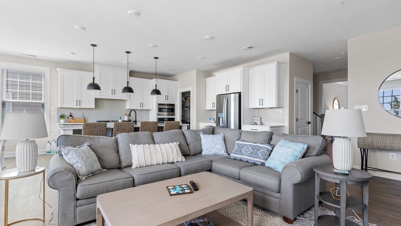 Photo of Livingroom in Bayside