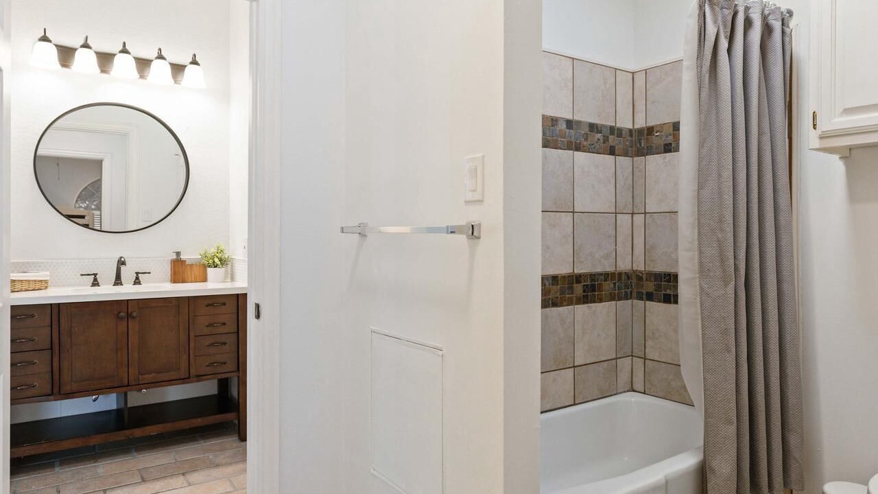 Photo of Bathroom in North Richland Hills
