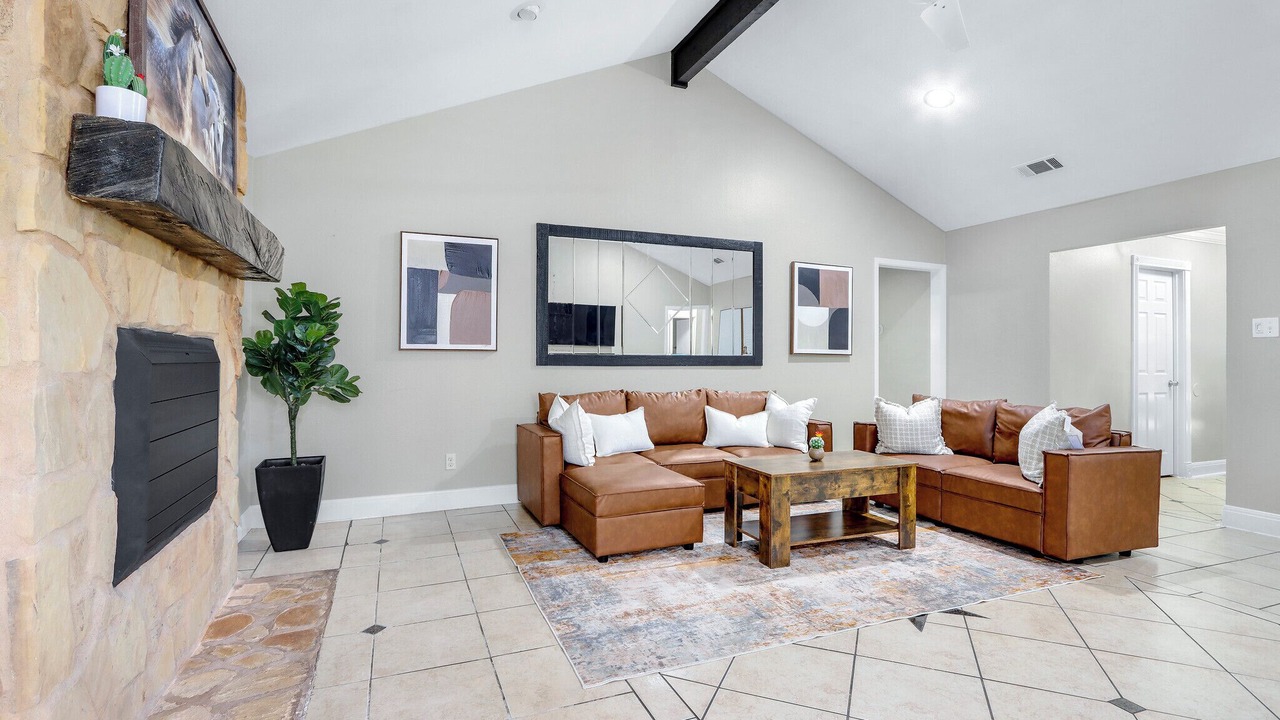Photo of Livingroom in Elgin
