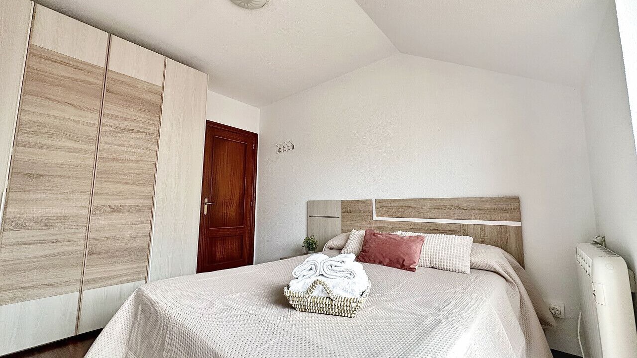 Photo of Bedroom in Somo
