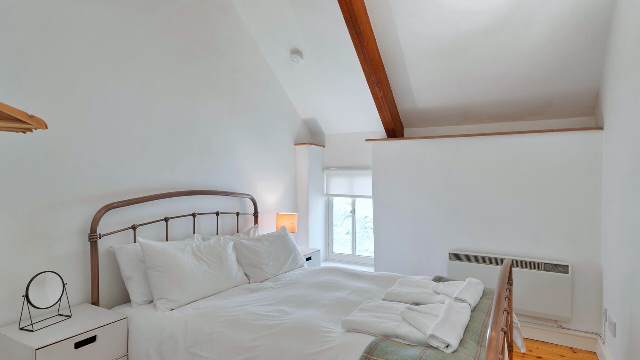 Photo of Bedroom in Portloe