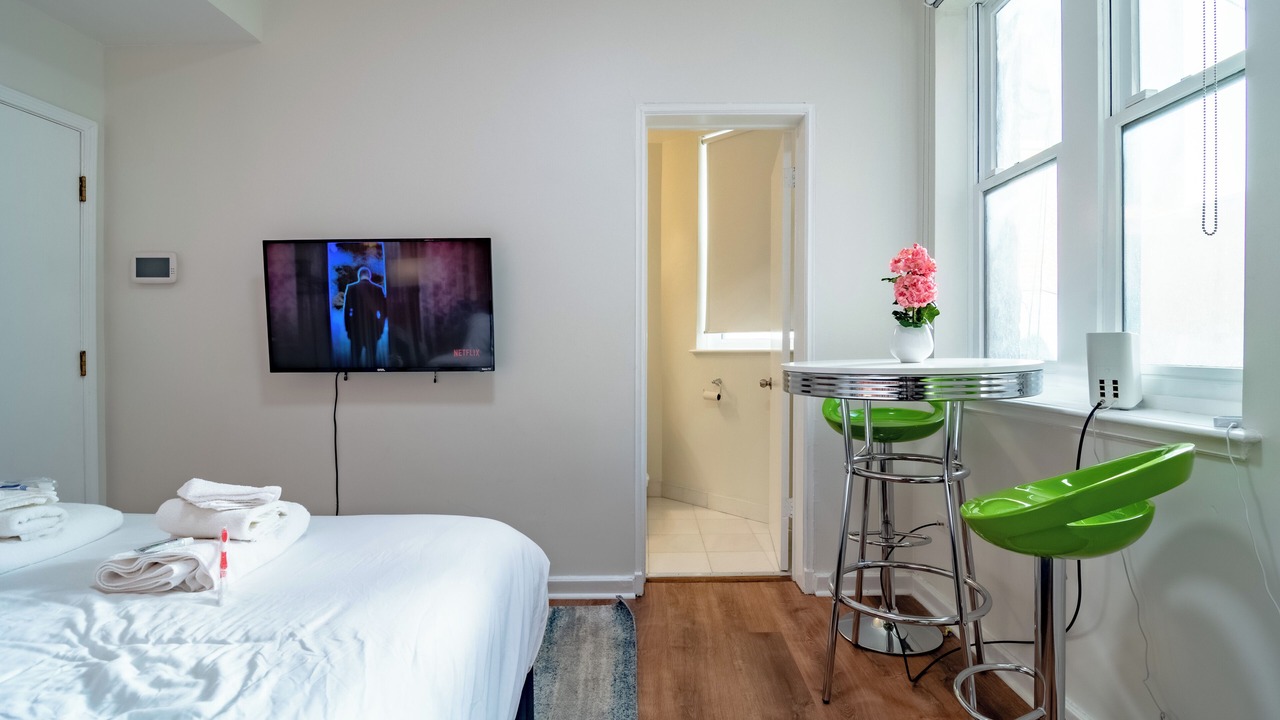 Photo of Bedroom in Rush and Division