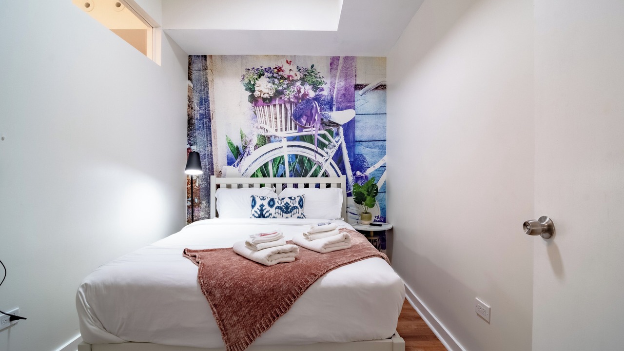 Photo of Bedroom in Rush and Division