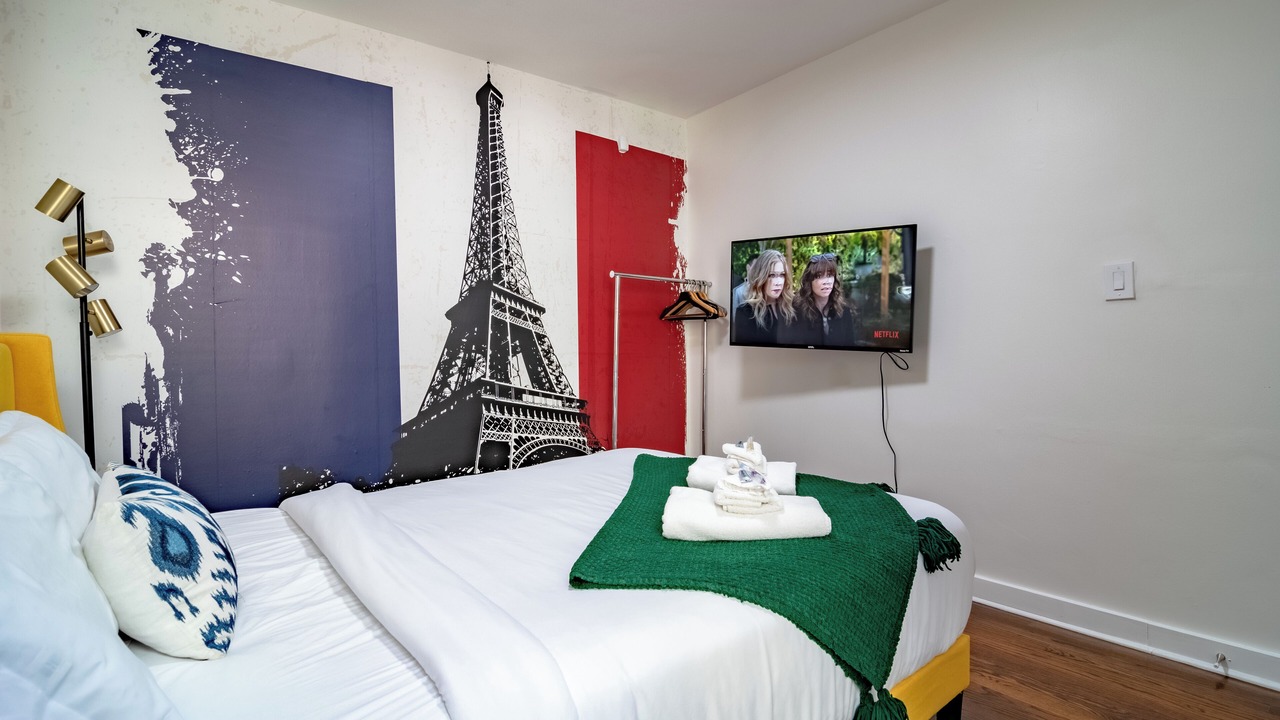 Photo of Bedroom in Rush and Division