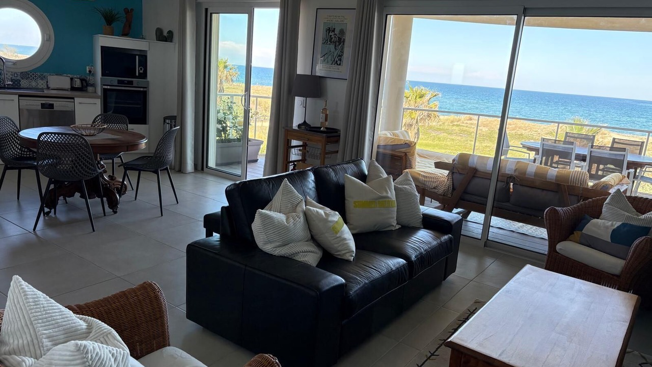 Photo of Livingroom in Sainte-Marie-la-Mer