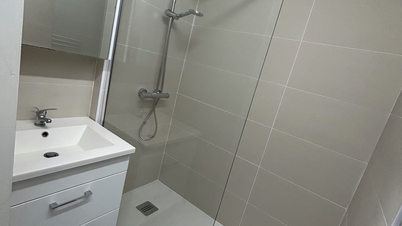 Photo of Bathroom in Luc-sur-Mer