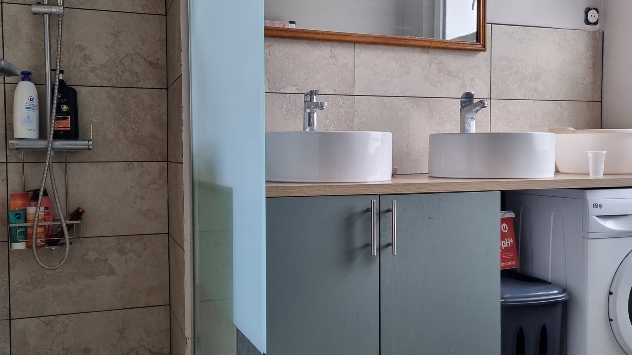 Photo of Bathroom in Durtal