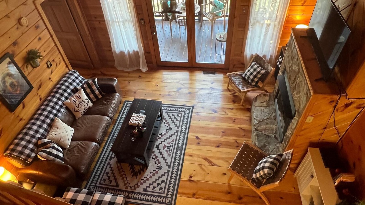 Photo of Livingroom in Hidden Lake