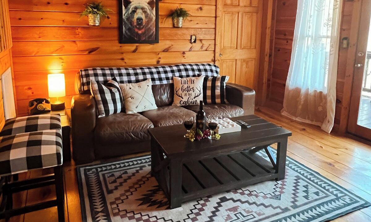 Photo of Livingroom in Hidden Lake