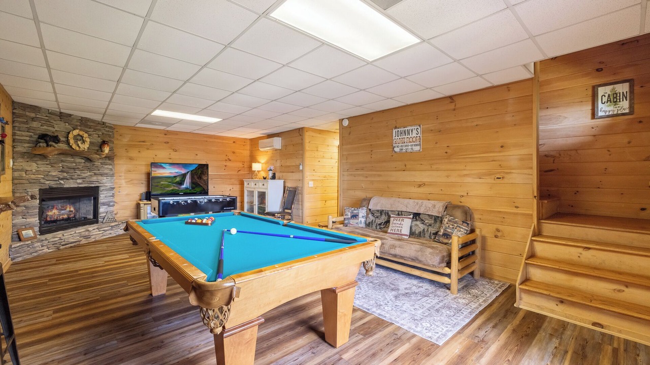 Photo of Livingroom in Ridges Over the Lake