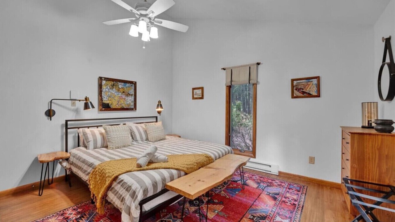 Photo of Bedroom in Blakeslee