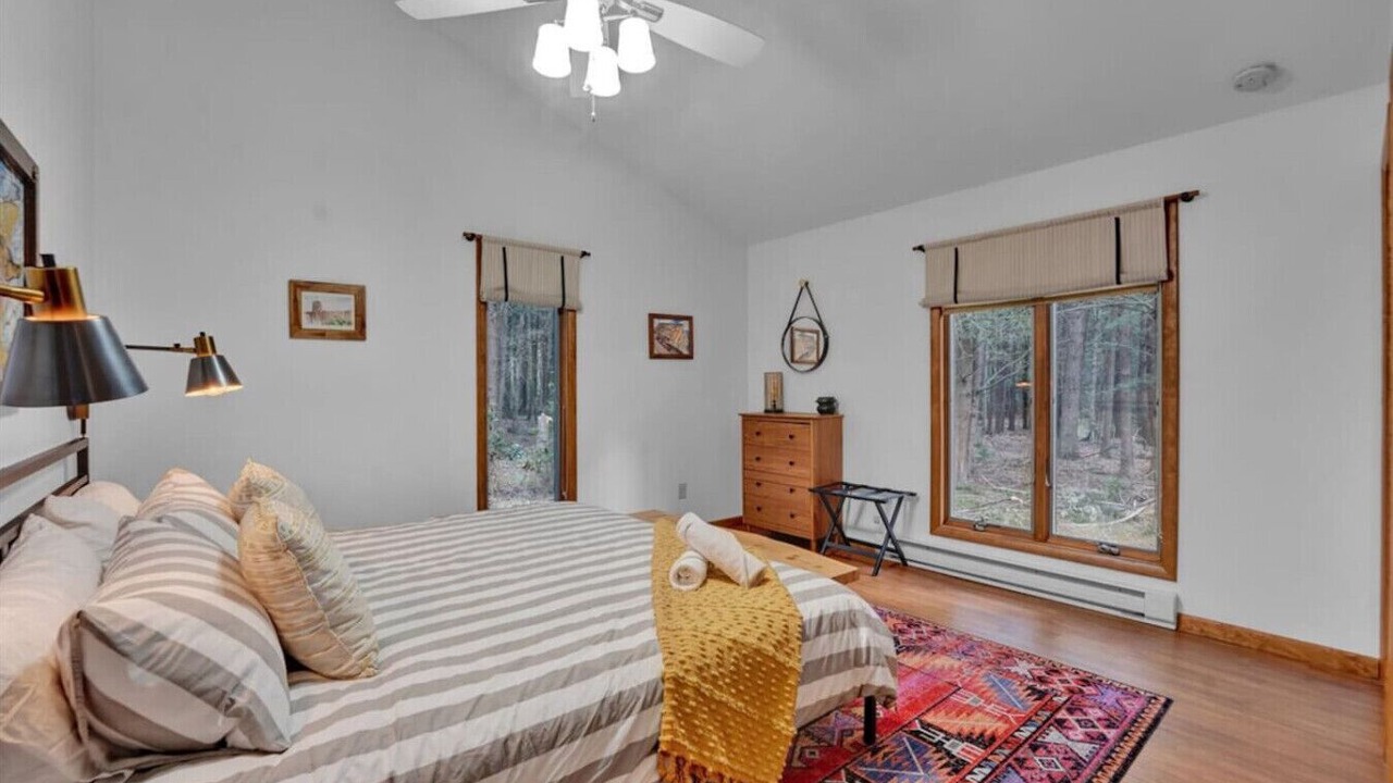 Photo of Bedroom in Blakeslee