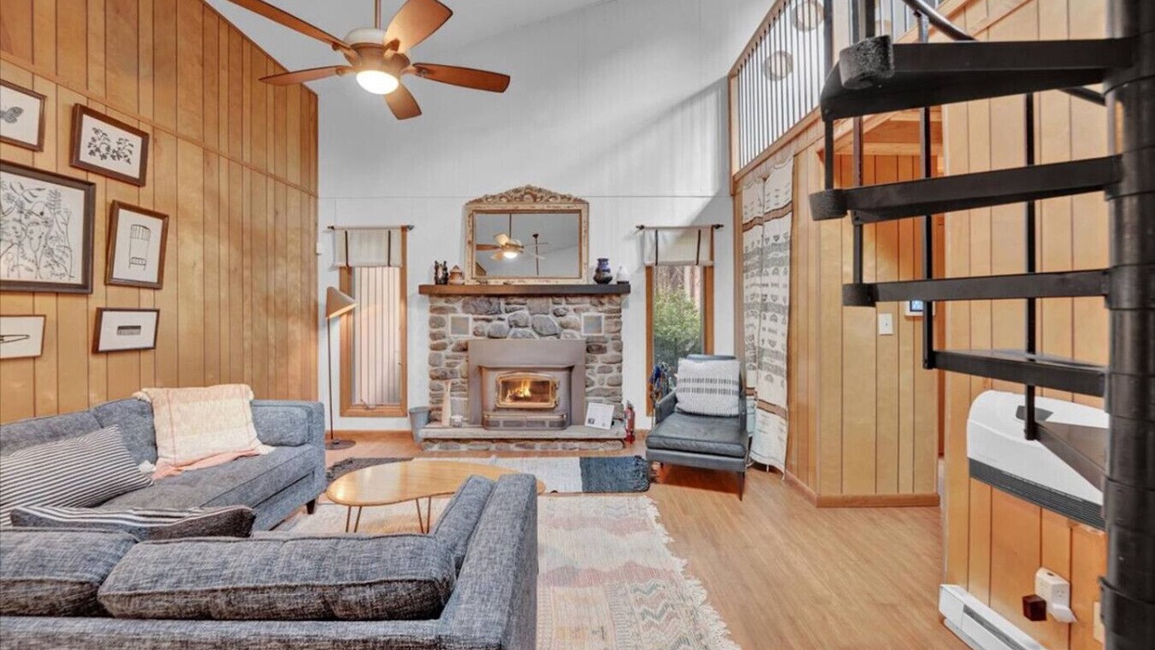 Photo of Livingroom in Blakeslee