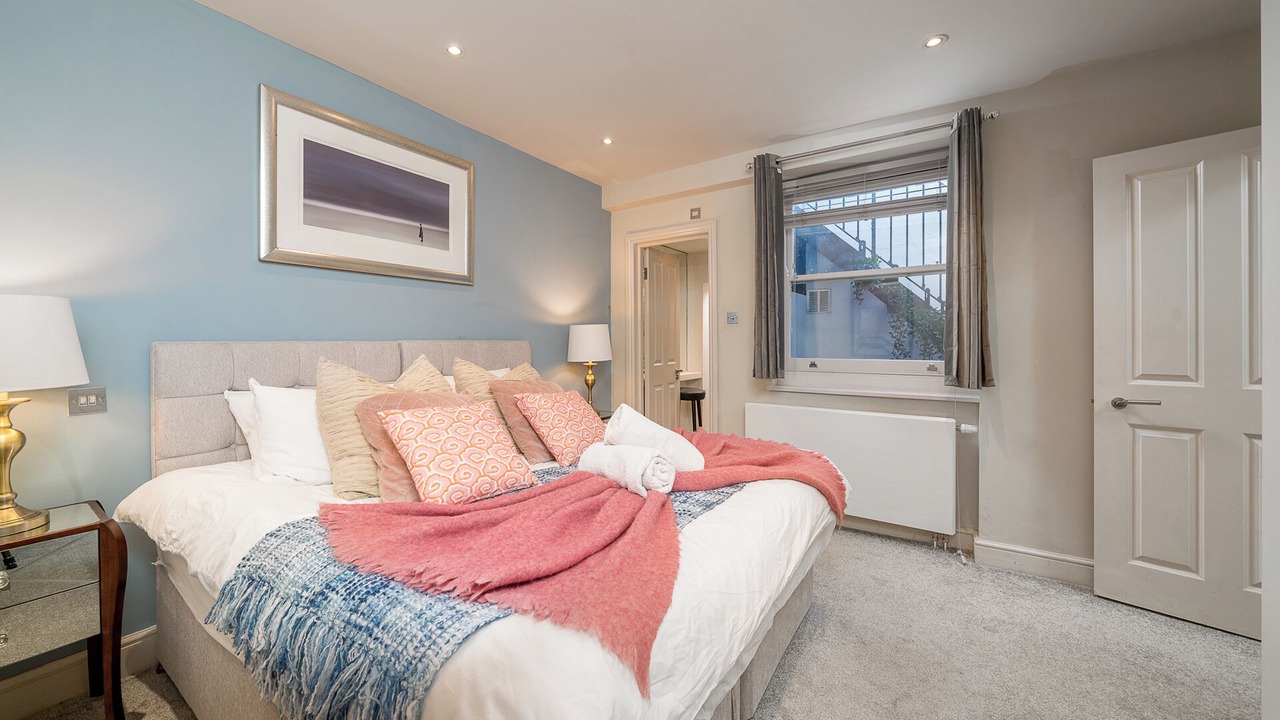 Photo of Bedroom in Redcliffe