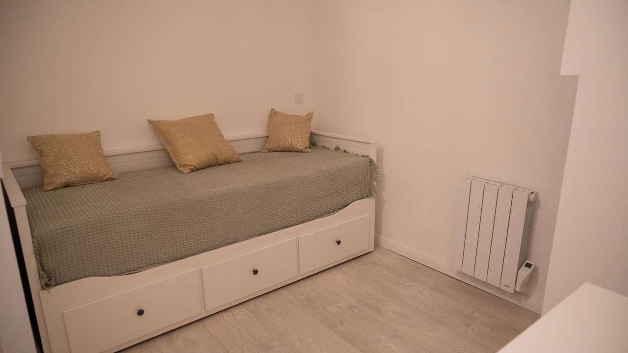 Photo of Bedroom in Beziers City Centre