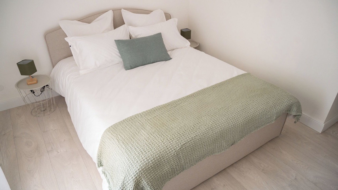 Photo of Bedroom in Beziers City Centre