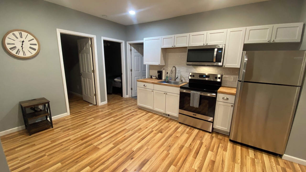 Photo of Kitchen in Downtown Niagara Falls