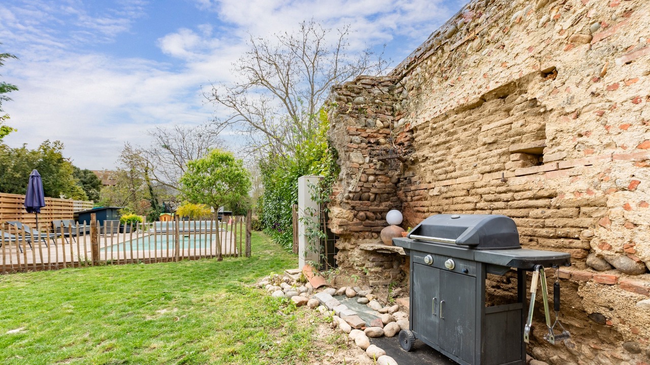 Photo of Outdoor in Calmont