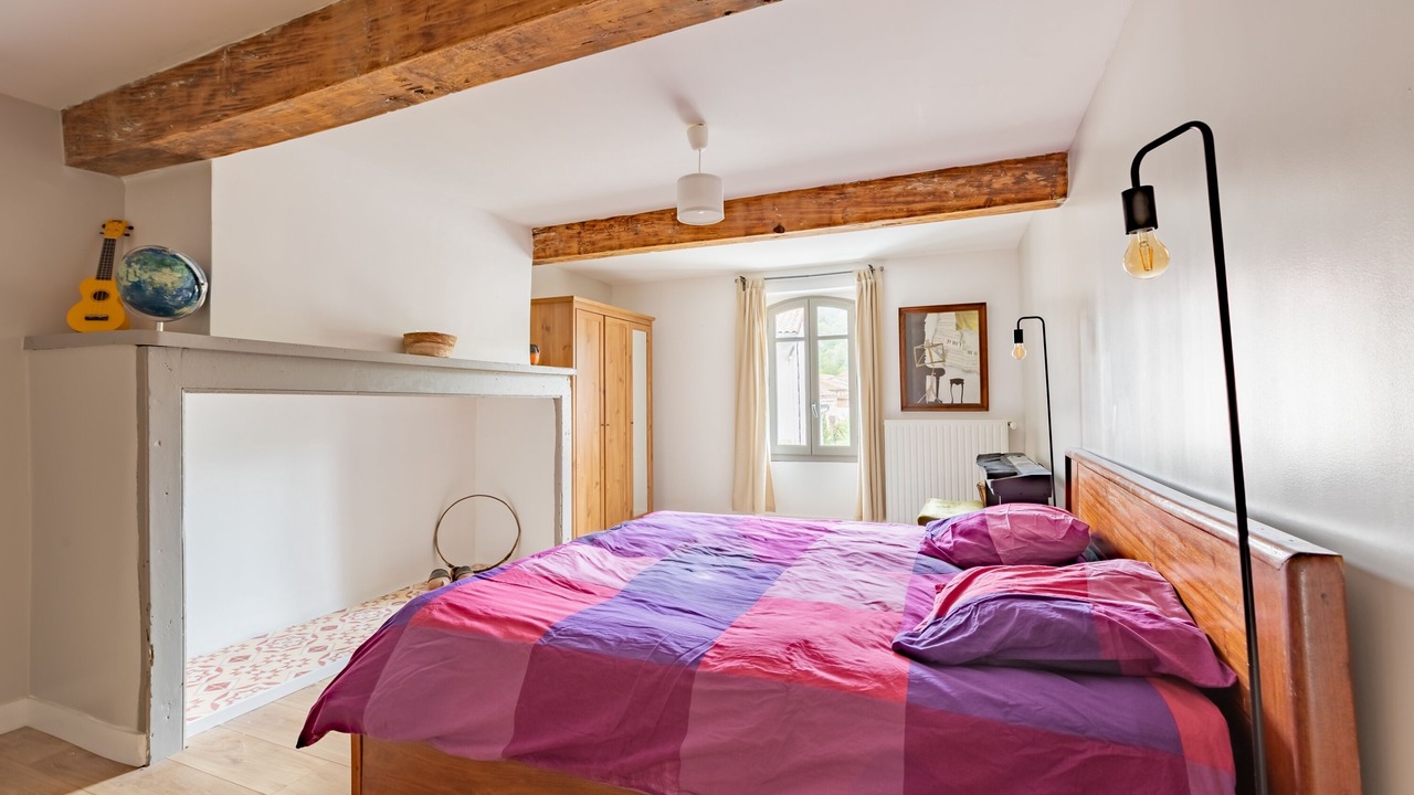 Photo of Bedroom in Calmont