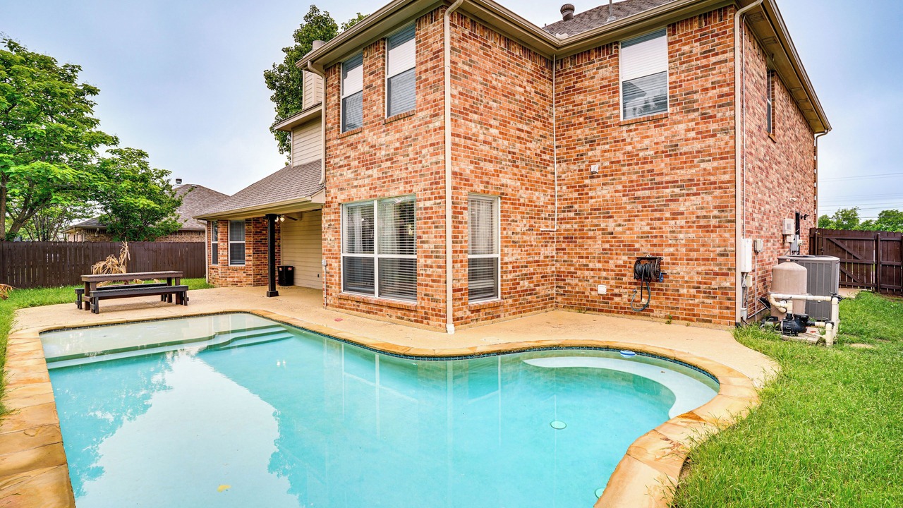 Photo of Outdoor in Burleson