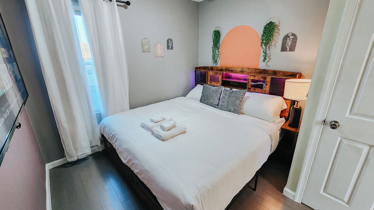 Photo of Bedroom in Center City