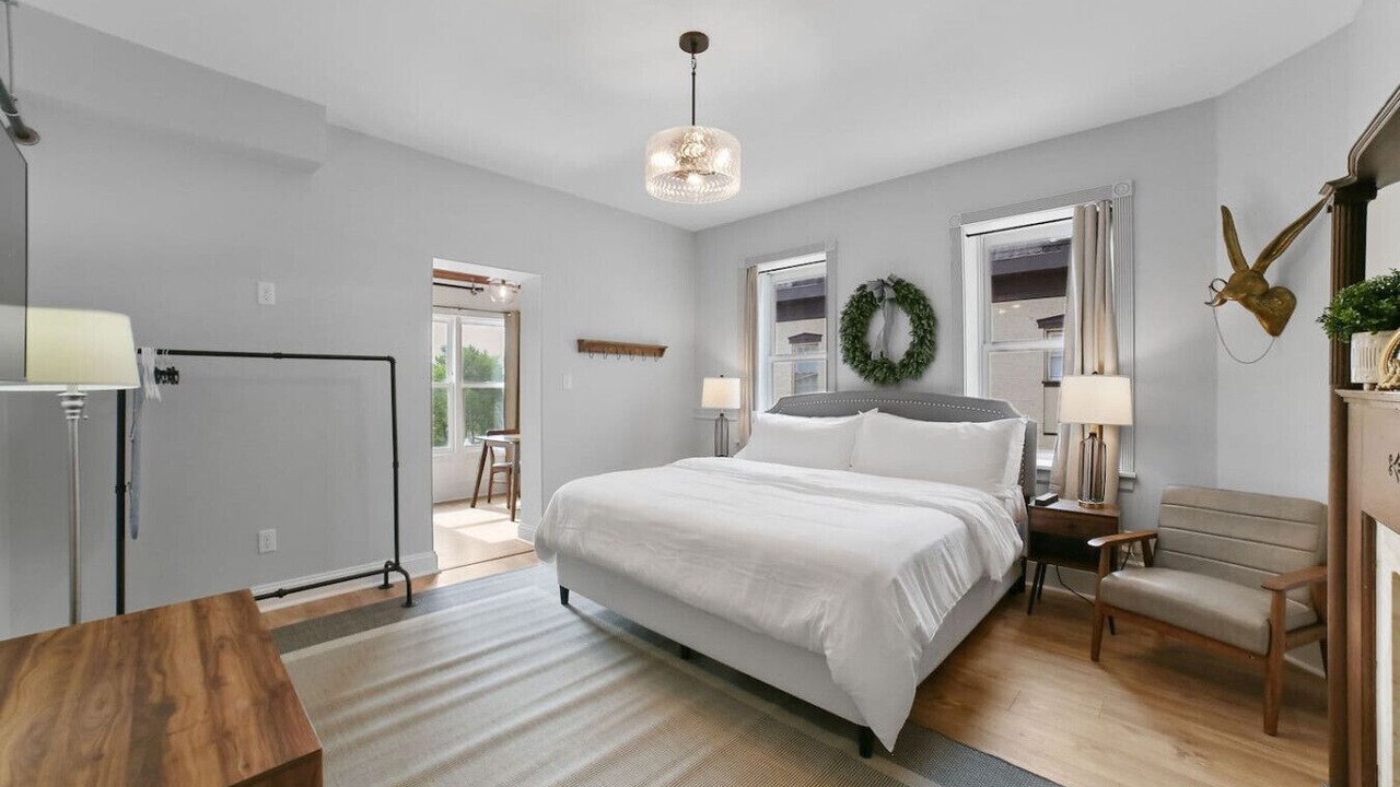 Photo of Bedroom in St. Charles