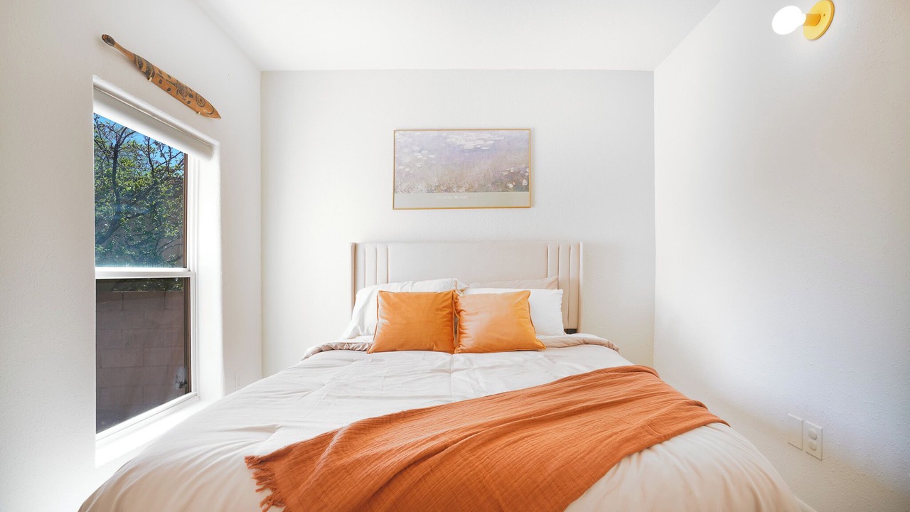 Photo of Bedroom in Southside