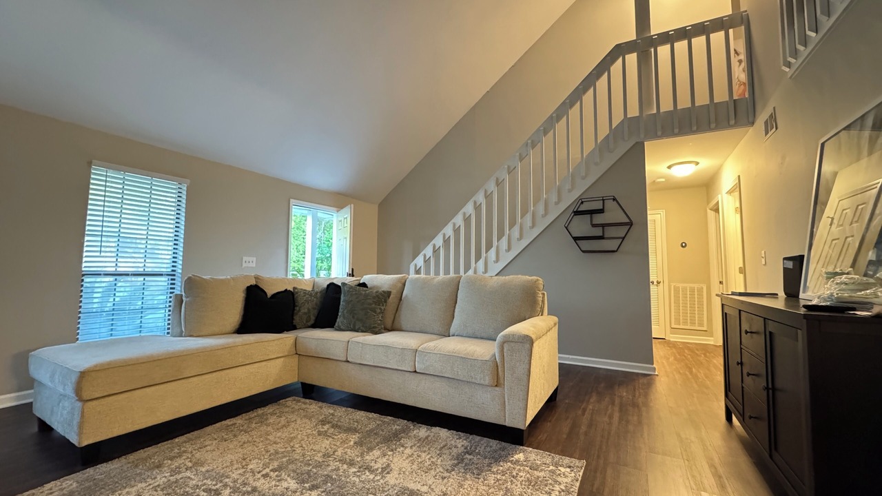 Photo of Livingroom in North Charleston