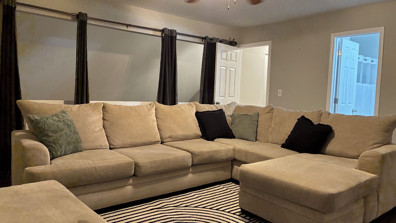 Photo of Livingroom in North Charleston
