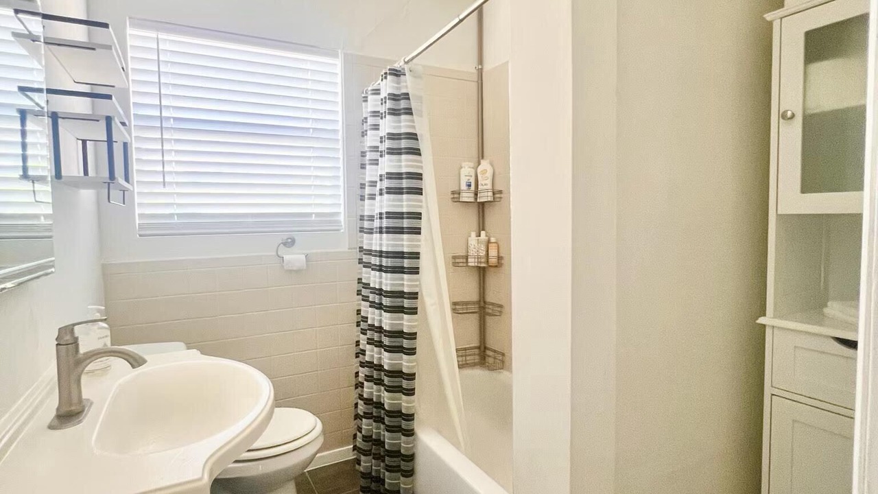 Photo of Bathroom in Chestnut