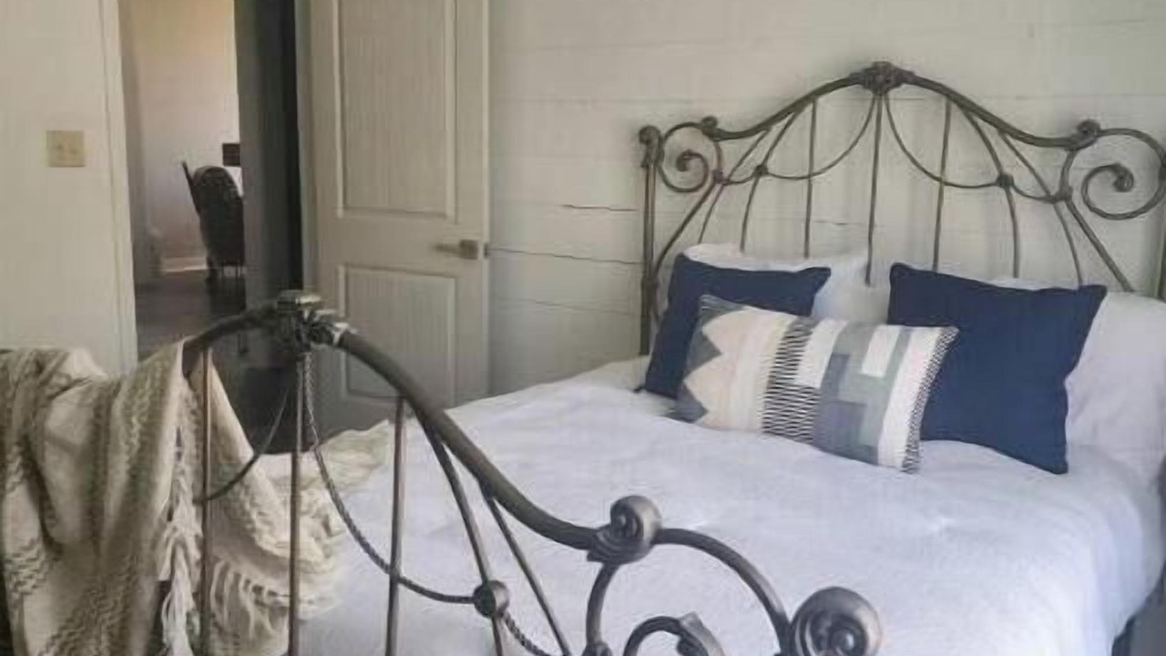 Photo of Bedroom in Mer Rouge