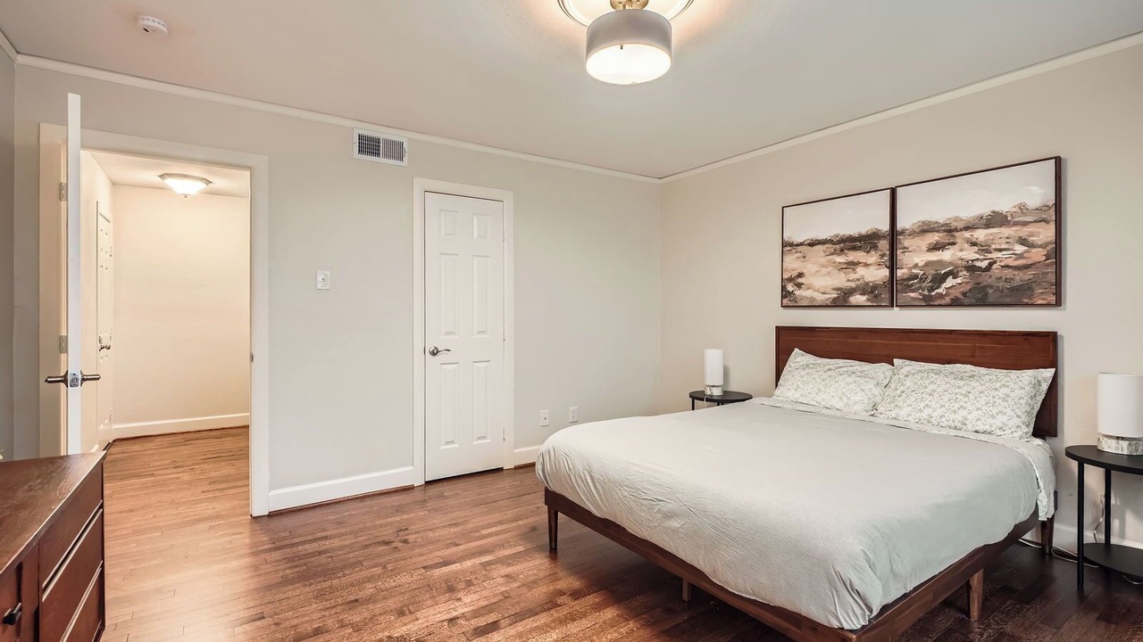 Photo of Bedroom in Braeswood Place
